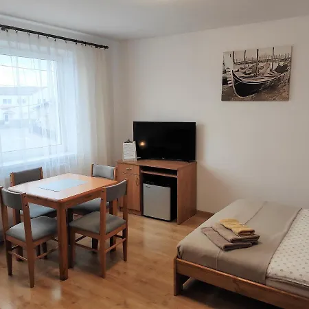 Δωμάτια σε οικογενειακή κατοικία Hortensja Chlapowo Self-check-in Altana Grill Parking Władysławowo