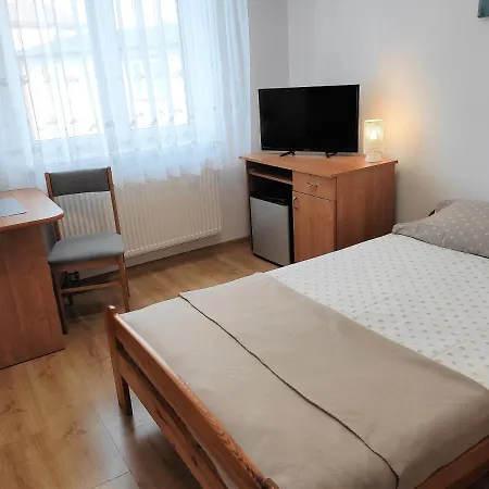 Δωμάτια σε οικογενειακή κατοικία Hortensja Chlapowo Self-check-in Altana Grill Parking *